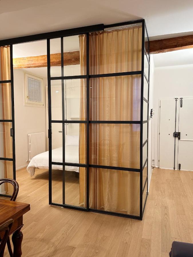 Koro'S Apartments โบโลญญา ภายนอก รูปภาพ